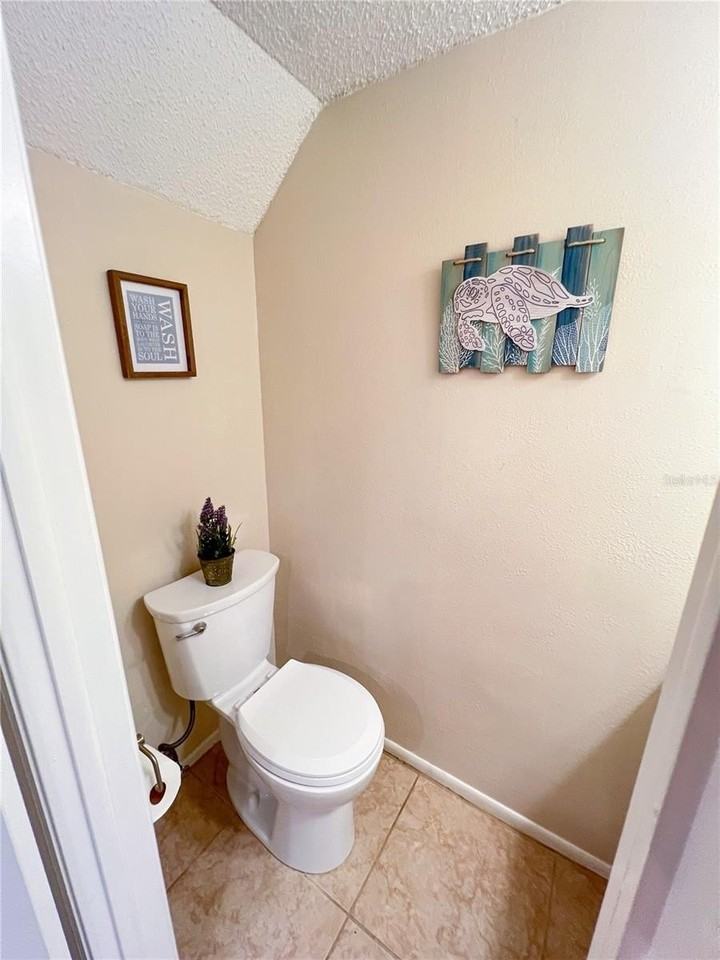 6721 121st Ave #E - Photo 7 of 19