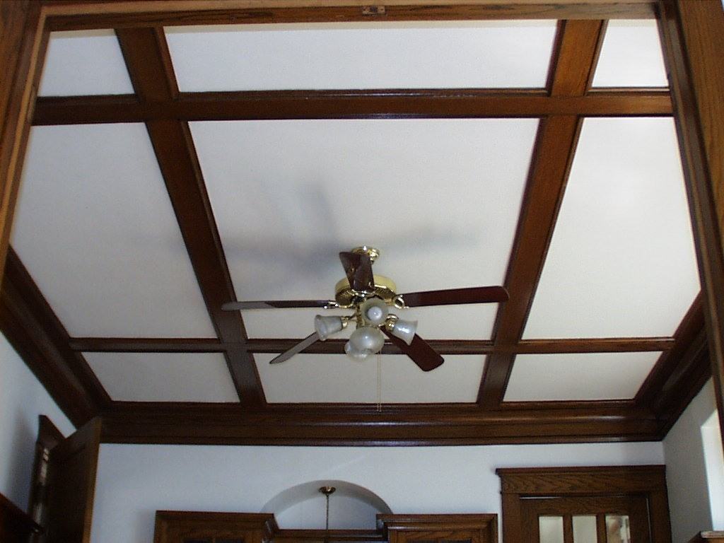 3328 North Oakland Avenue - Photo 3 of 8