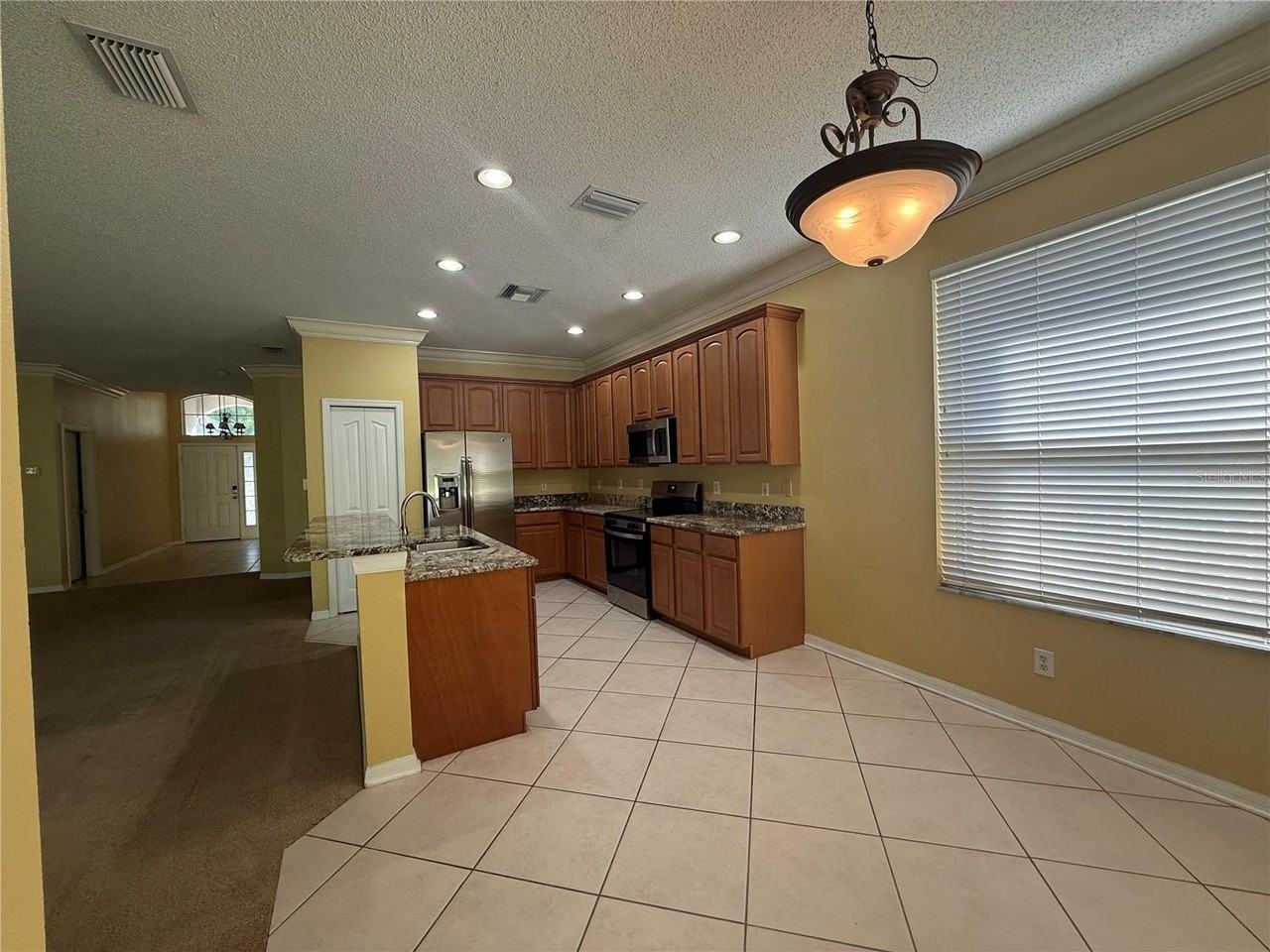 19138 Meadow Pine Dr - Photo 3 of 27