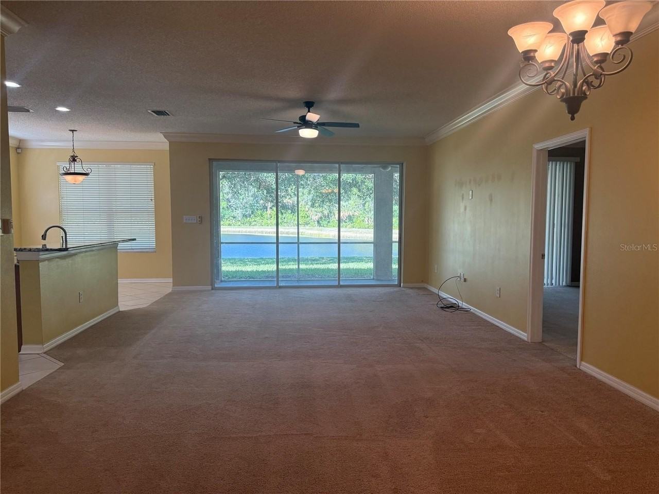 19138 Meadow Pine Dr - Photo 6 of 27