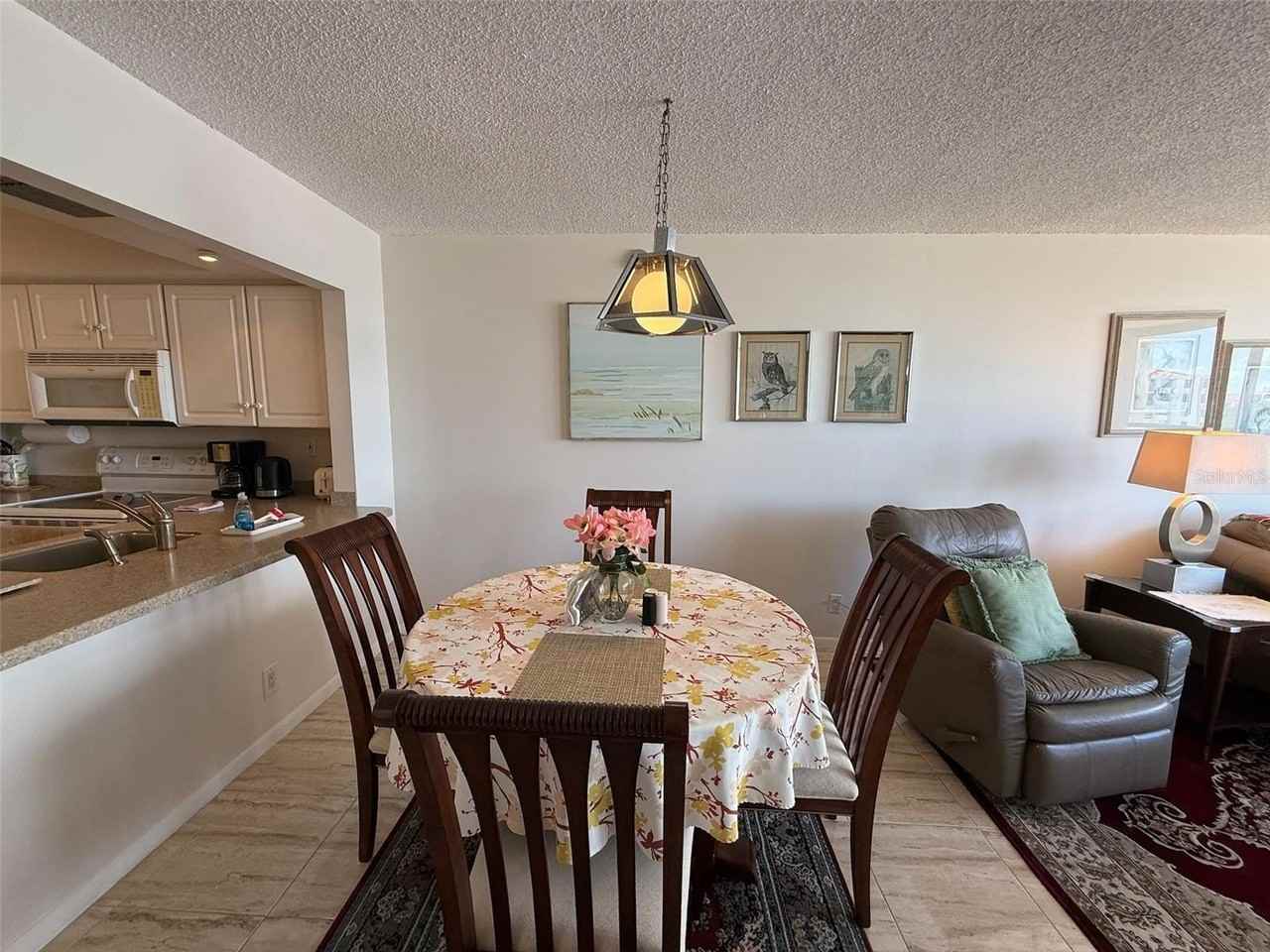 6279 Sun Blvd #403 - Photo 7 of 22