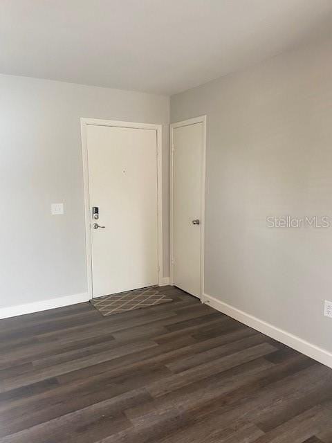 5067 Courtland Rd - Photo 4 of 44