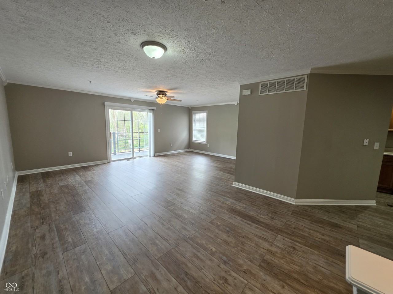 1480 Royal View Ln - Photo 5 of 19