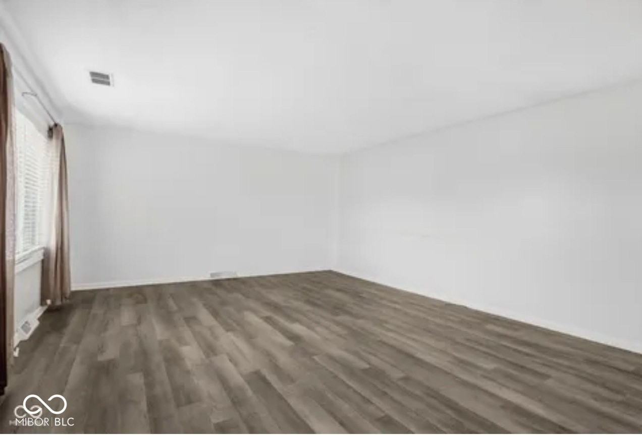 5215 Southdale Dr - Photo 3 of 23