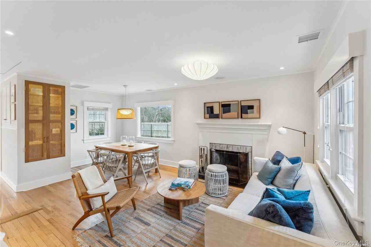 689 Main St - Photo 3 of 26