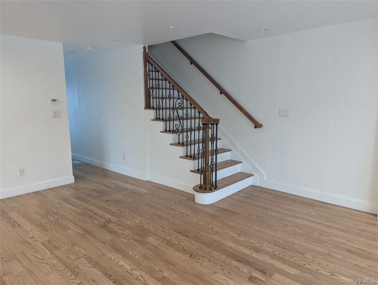 62 Forest Row - Photo 2 of 24