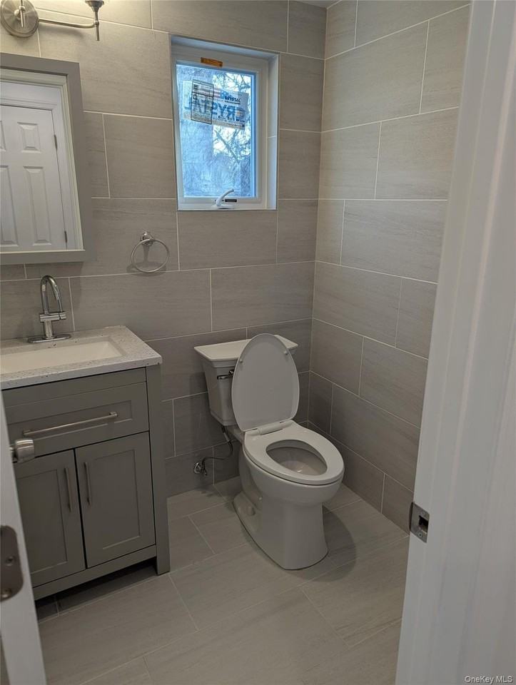 62 Forest Row - Photo 4 of 24