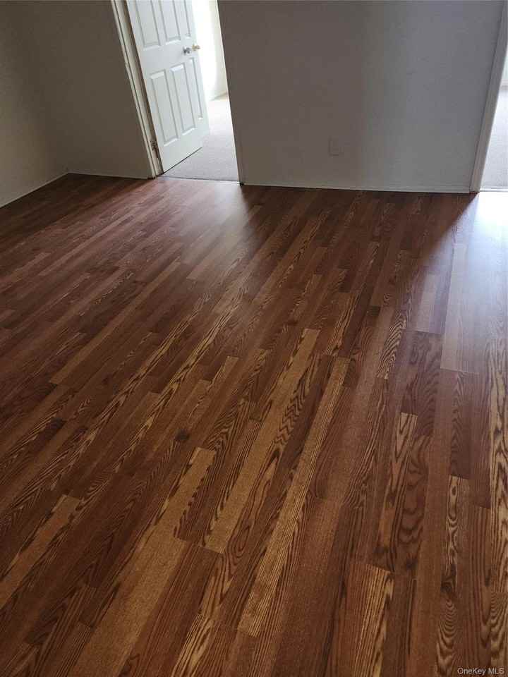 20511 Hollis Ave #2ndFL - Photo 2 of 8