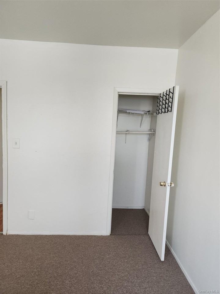 20511 Hollis Ave #2ndFL - Photo 4 of 8