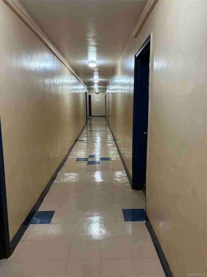 610 Waring Ave #5G - Photo 2 of 17