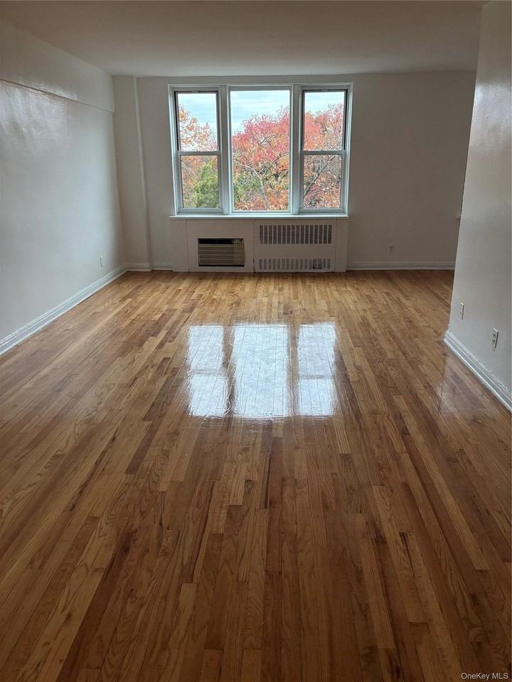 610 Waring Ave #5G - Photo 5 of 17