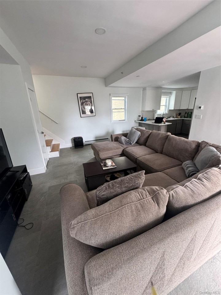 16 Florida St - Photo 6 of 24