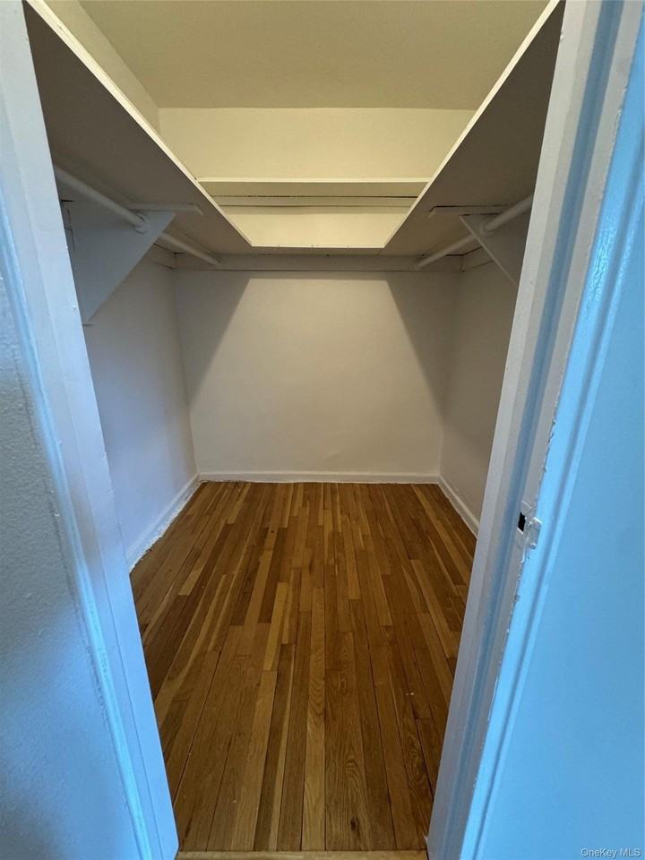 700 Scarsdale Ave #2A - Photo 6 of 18