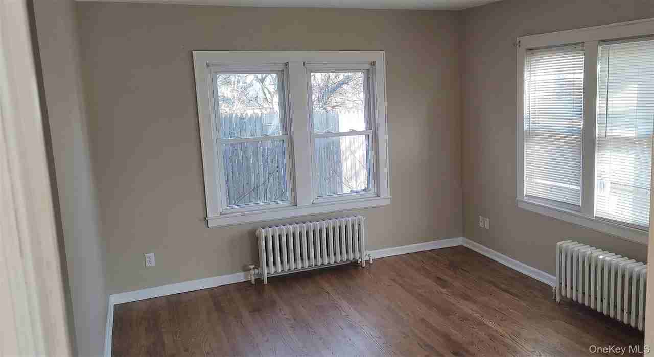 162 5th Ave - Photo 3 of 7