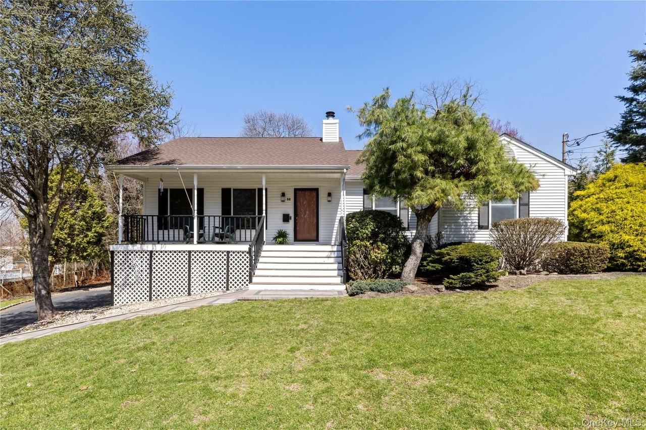 52 Summit Dr - Photo 2 of 25