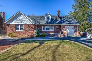 featured image of 89 Ridgewood Ave #1