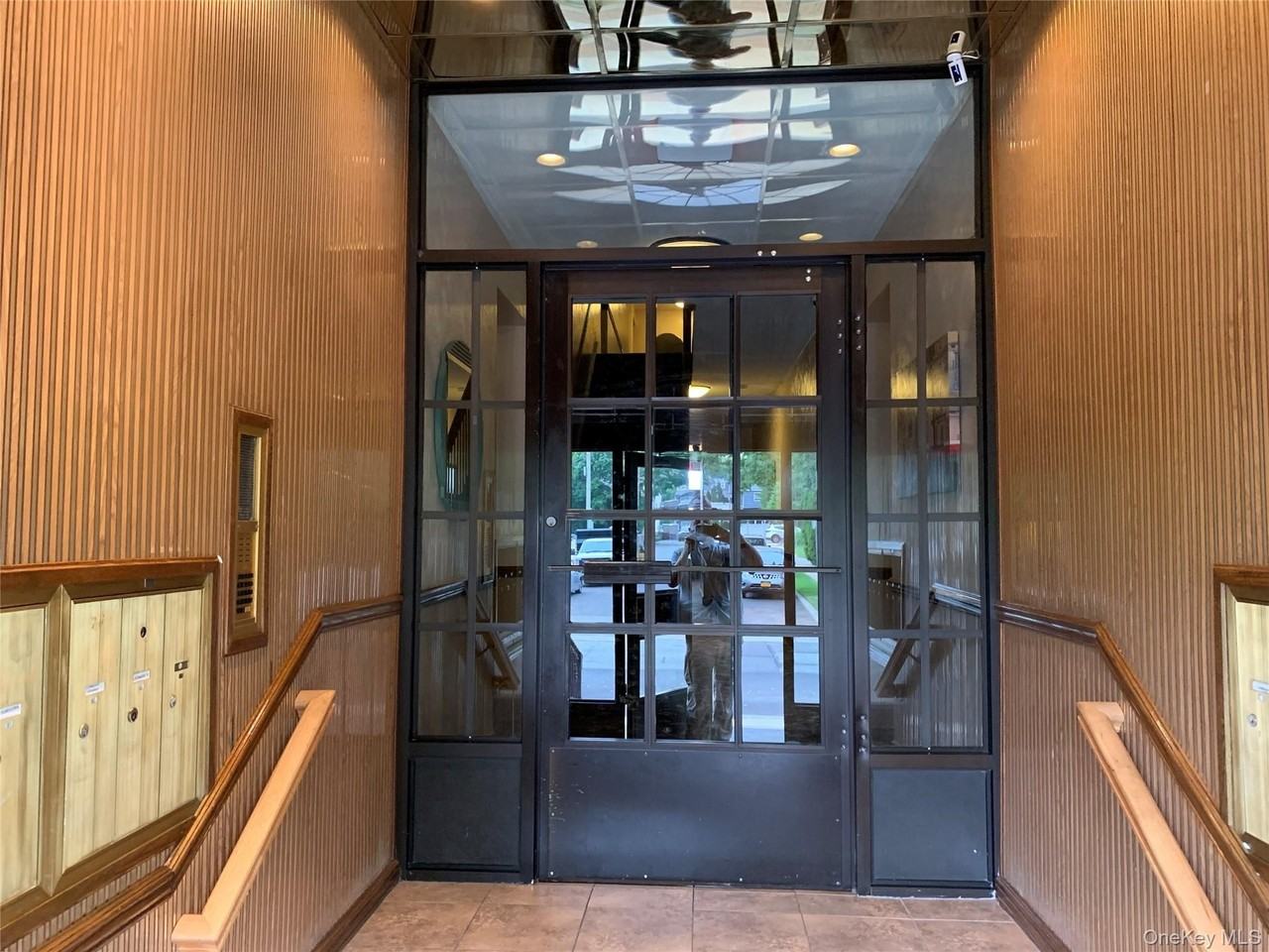 51 Smith St #C5 - Photo 6 of 7