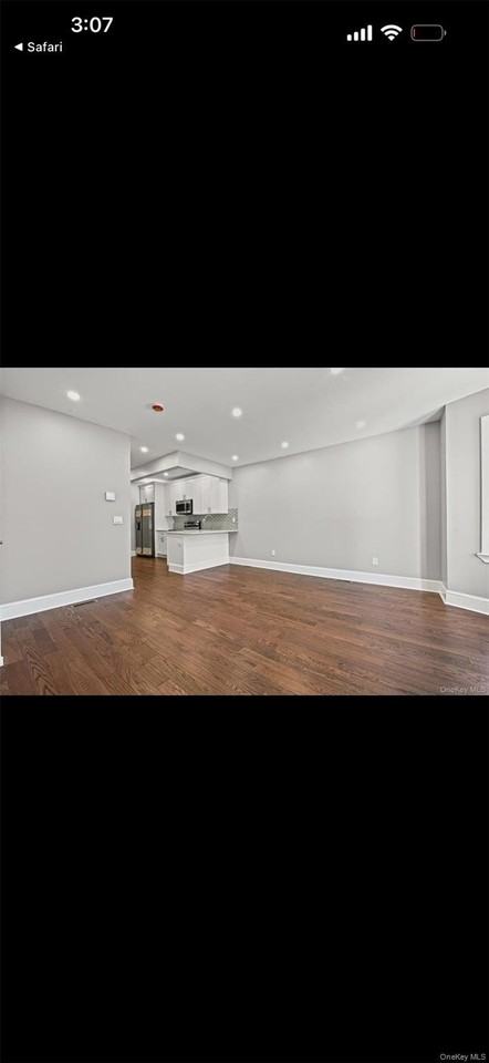 11523 143rd St #2ndFL - Photo 3 of 11