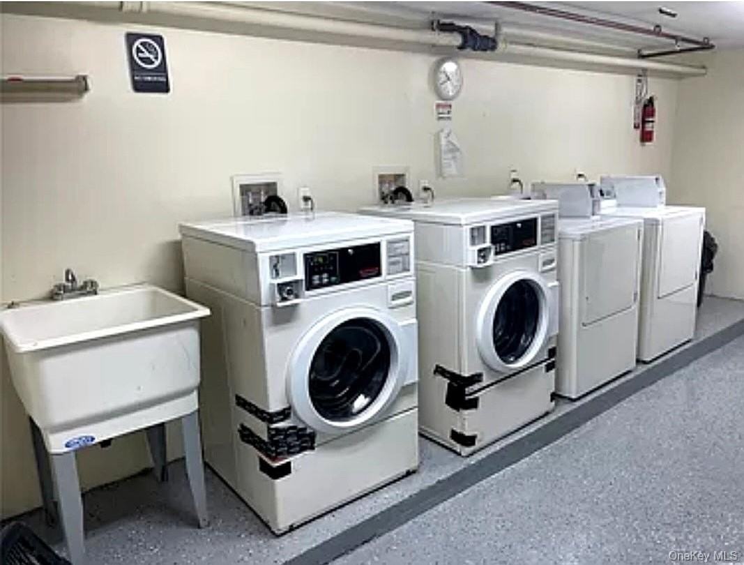 133 Lincoln Ave #C - Photo 3 of 4