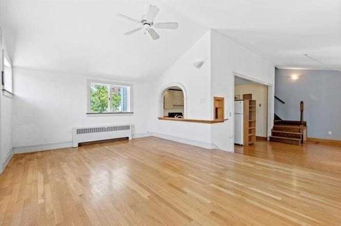 407 Main St #C