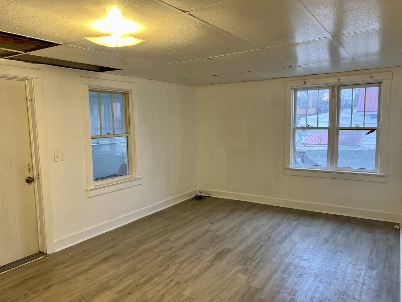 647 Cedar St - Photo 6 of 23