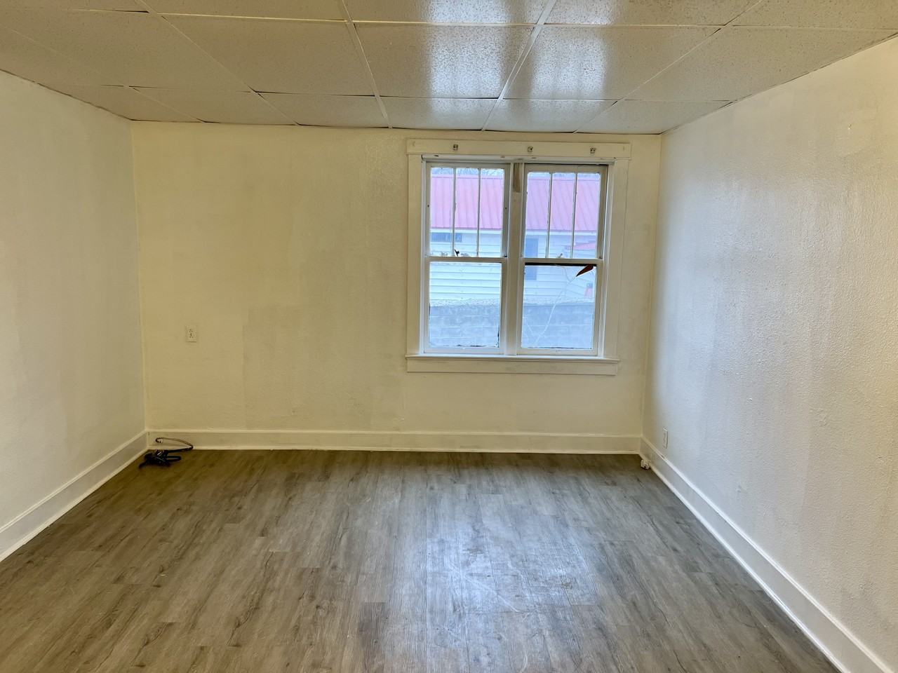 647 Cedar St - Photo 7 of 23