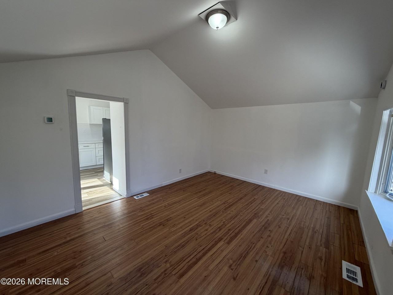 226 Outlook Blvd - Photo 3 of 14