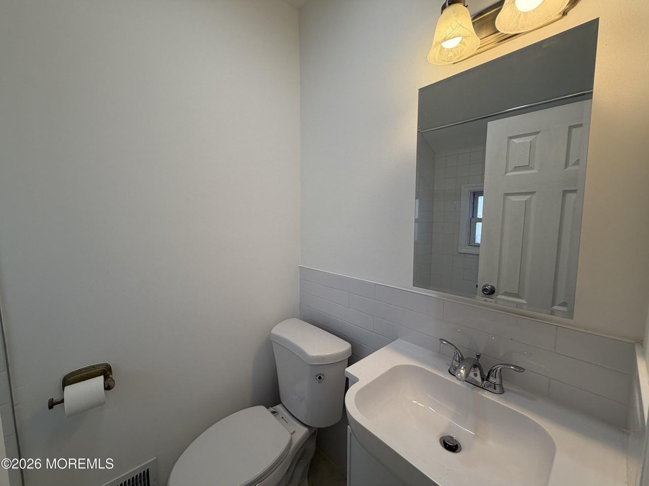 226 Outlook Blvd - Photo 6 of 14