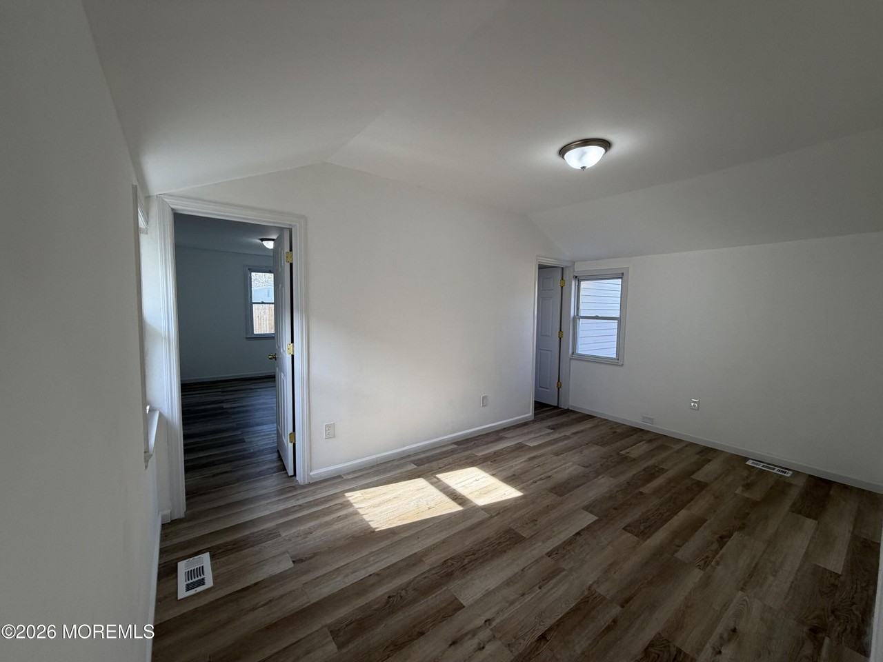 226 Outlook Blvd - Photo 7 of 14