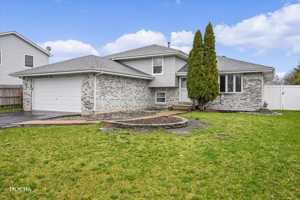 featured image of 2614 Labrecque Dr