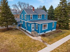 featured image of 25 E Chestnut Ave #1