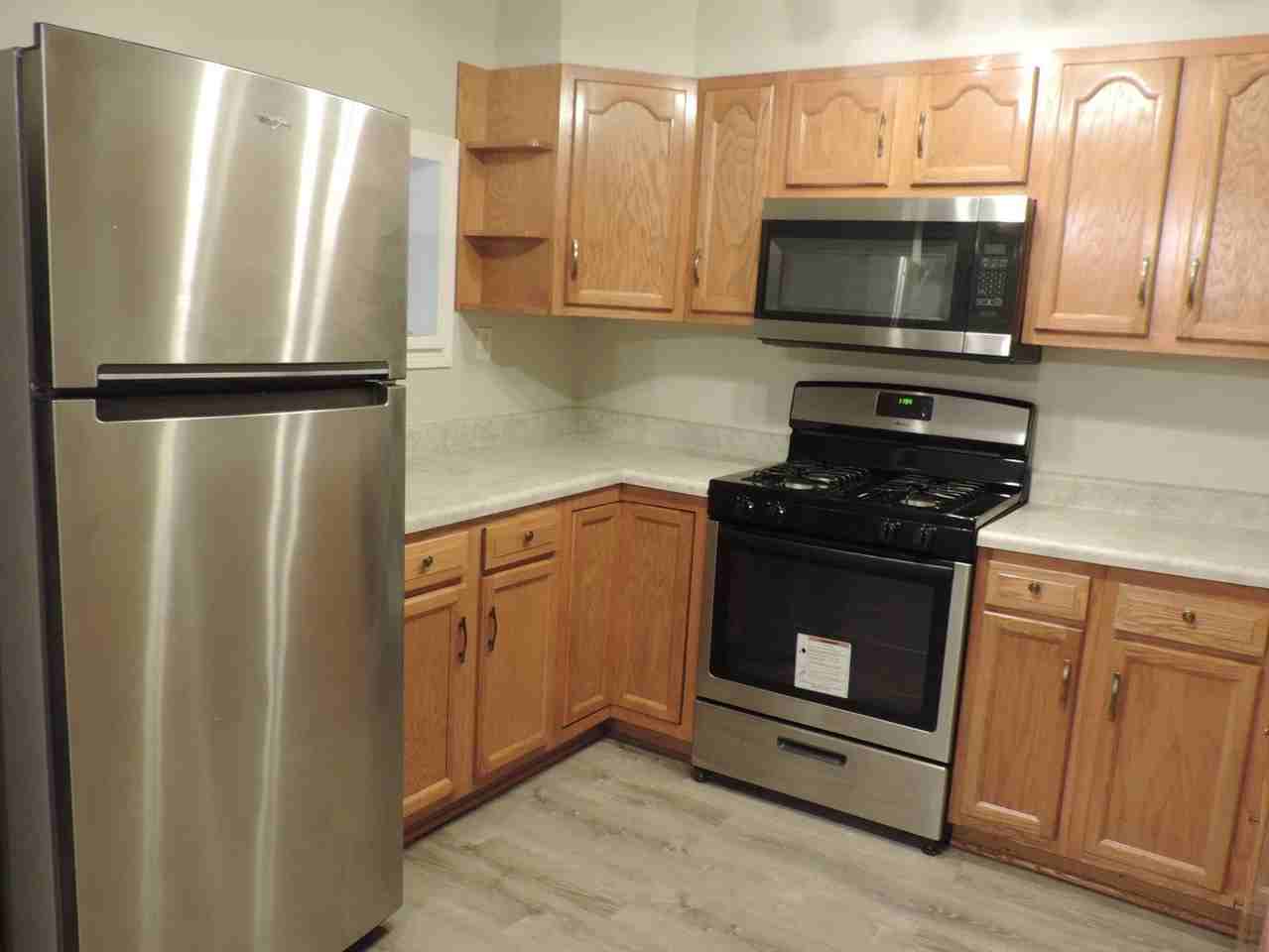 204 E Bailey Rd #C - Photo 3 of 17