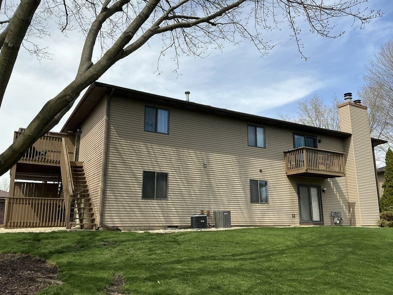 1109 Kane St #1109 - Photo 5 of 33