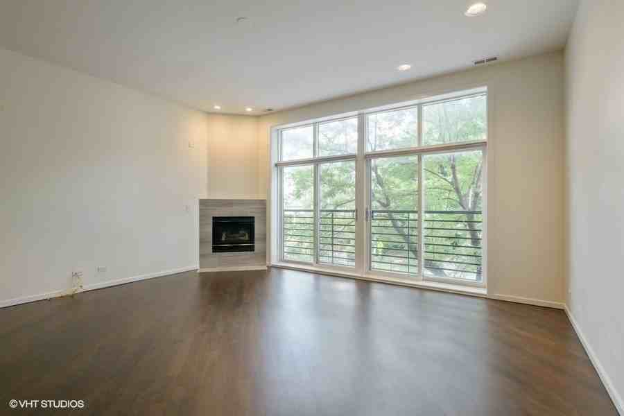 1872 N Damen Ave #2N - Photo 3 of 14