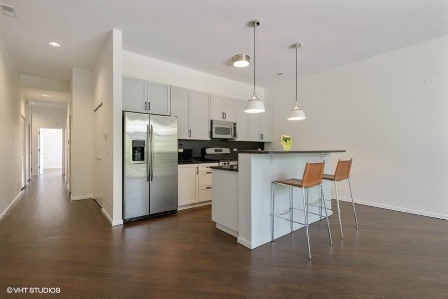 1872 N Damen Ave #2N - Photo 5 of 14