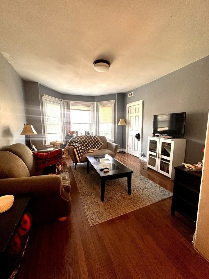 1817 S Peoria St #2 - Photo 2 of 8