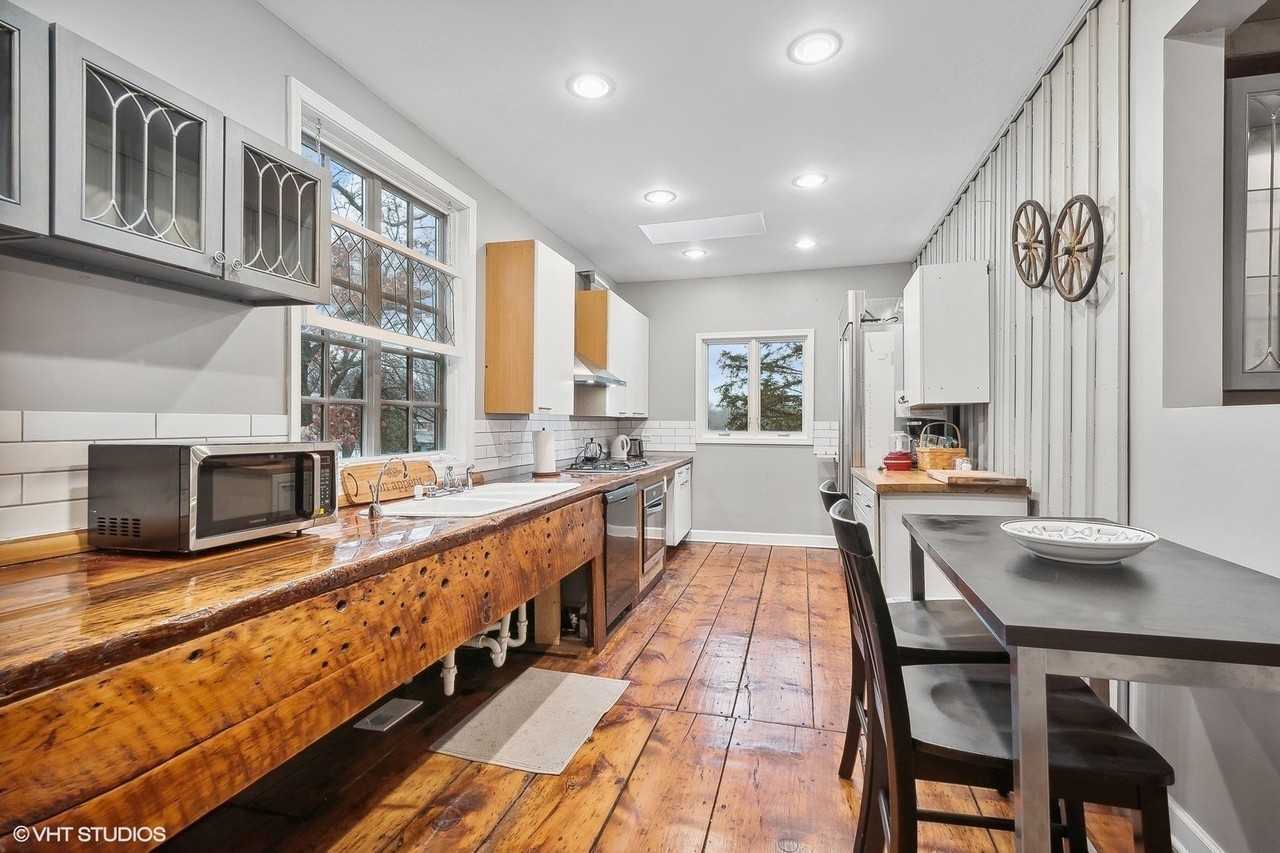 2404 Ridge Ave #CH - Photo 6 of 19