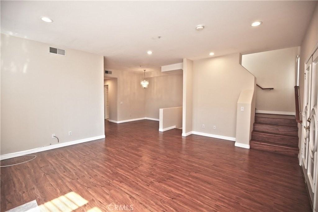 327 San Marcos St #D - Photo 6 of 17