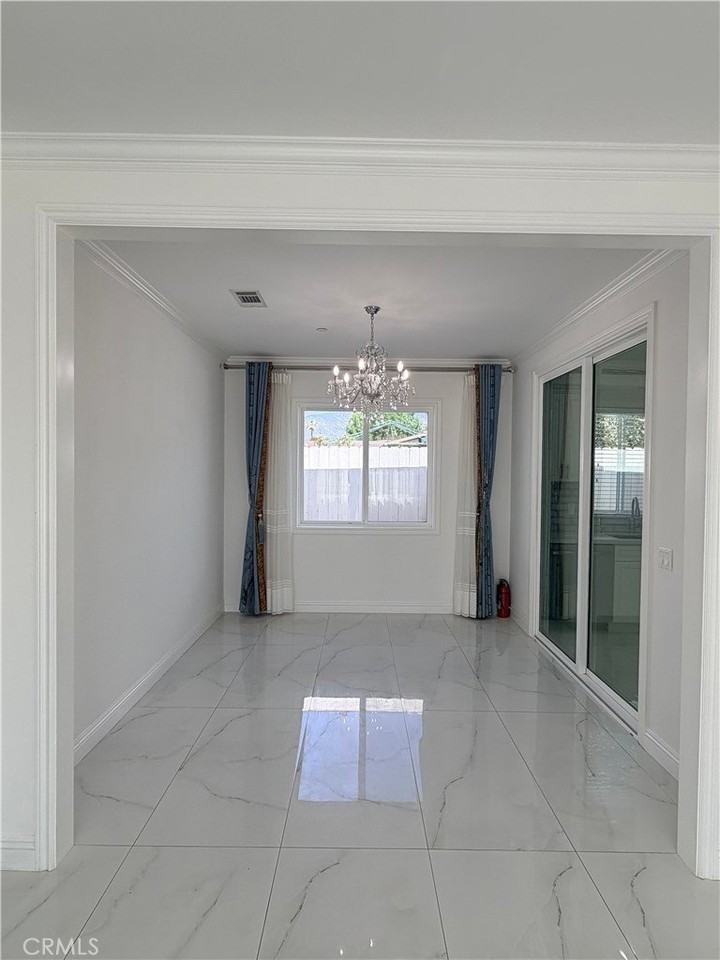 237 Andre St #1-2 - Photo 5 of 16