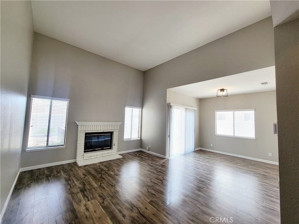 28973 Willow Creek Ln - Photo 7 of 50