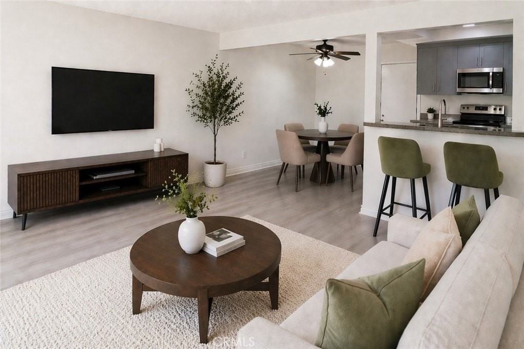 260 E Beverly Blvd #C - Photo 3 of 28