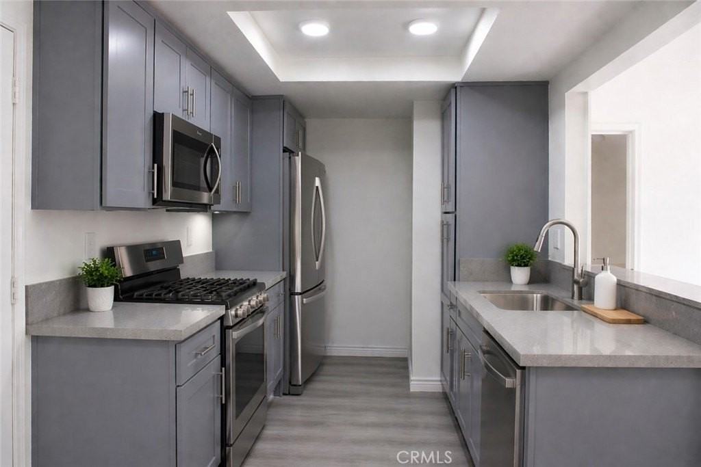 260 E Beverly Blvd #C - Photo 4 of 28