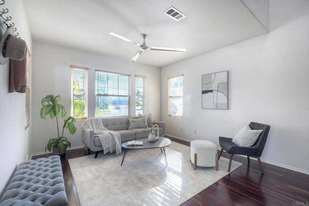 3840 Stoneridge Rd - Photo 4 of 36