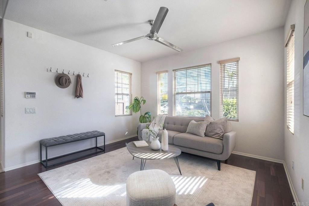 3840 Stoneridge Rd - Photo 5 of 36