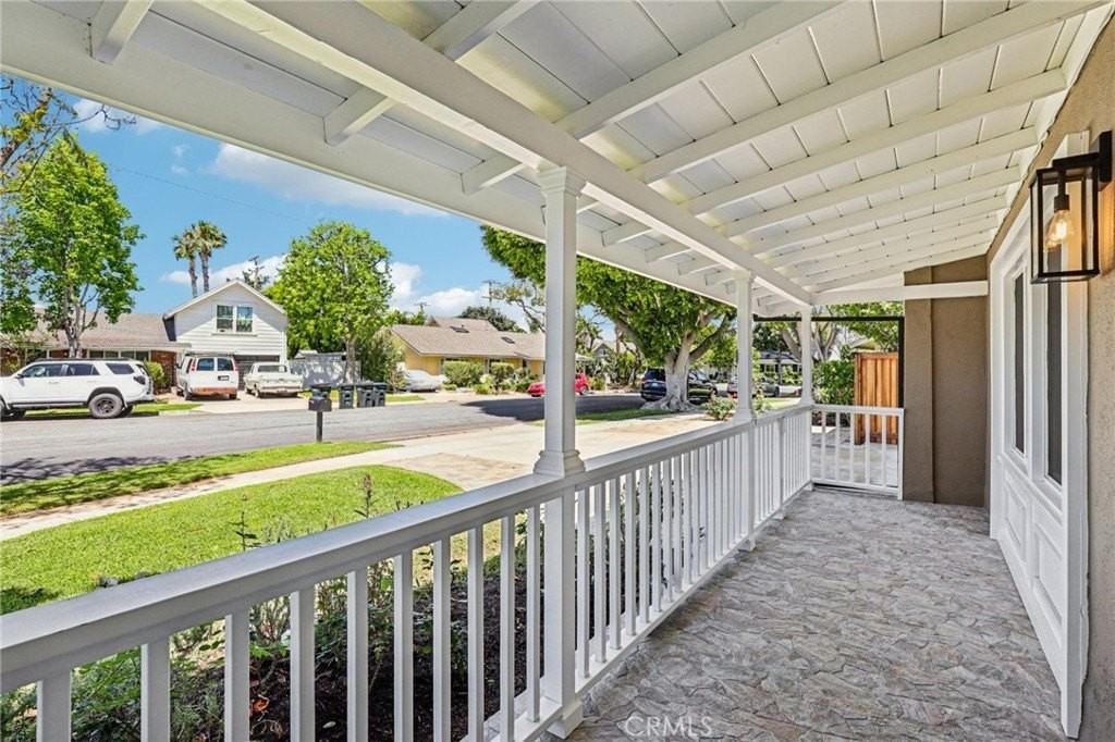 1742 Bonaire Way - Photo 2 of 50