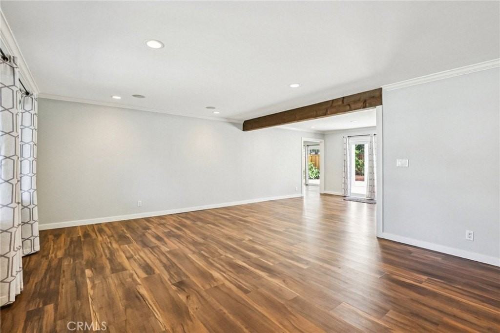 1742 Bonaire Way - Photo 5 of 50