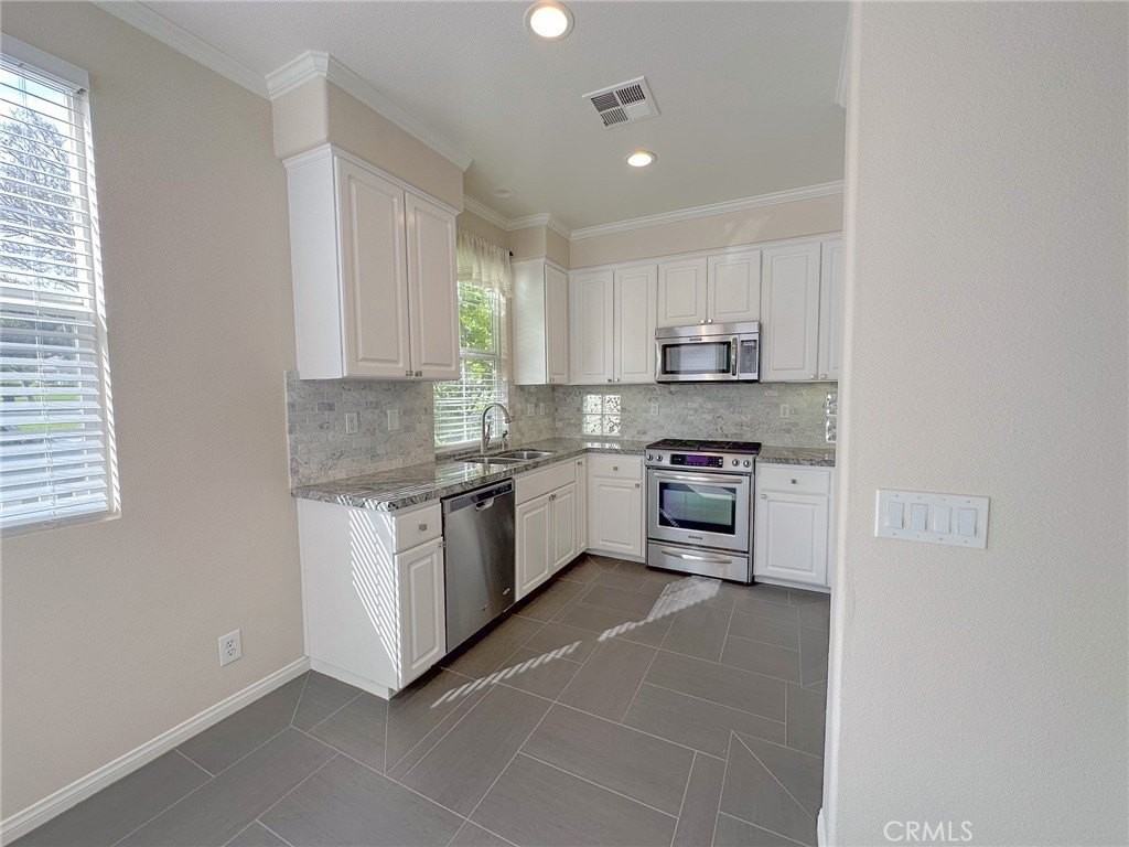 16 First St - Photo 7 of 50