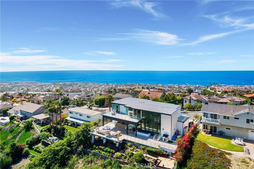 875 Avenida Salvador - Photo 2 of 31