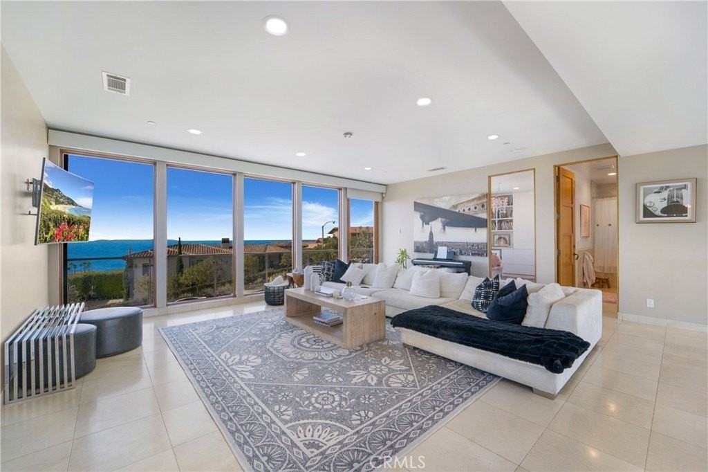 875 Avenida Salvador - Photo 7 of 31