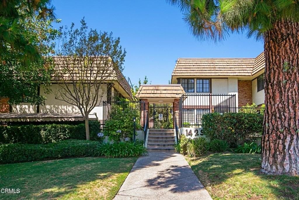 1429 Valley View Rd #13 - Photo 2 of 29